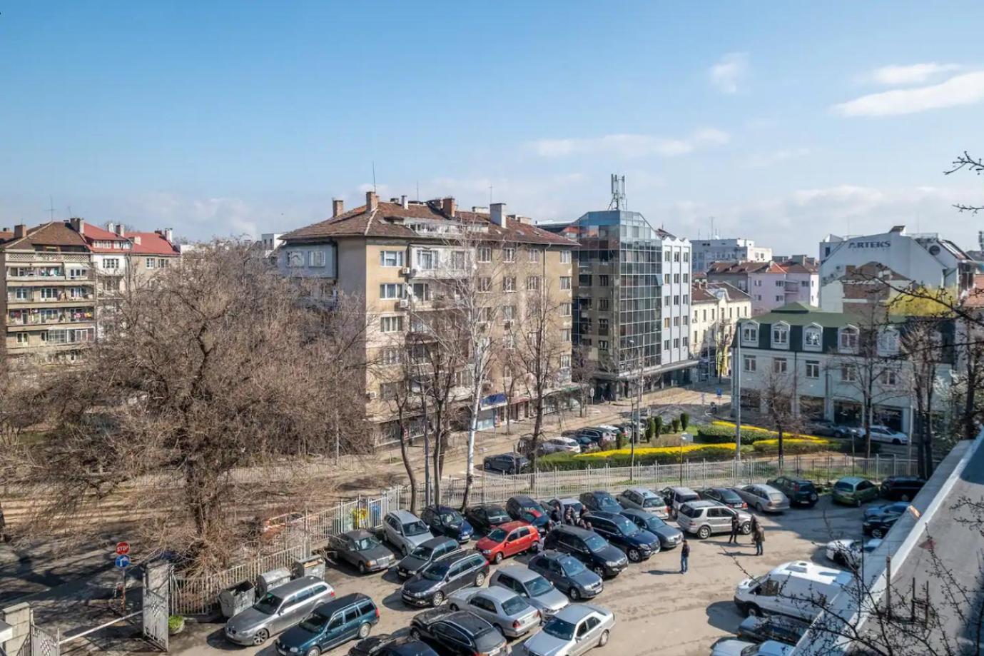 Charming 2Bdr Apartment In Historic Center With Parking ソフィア エクステリア 写真